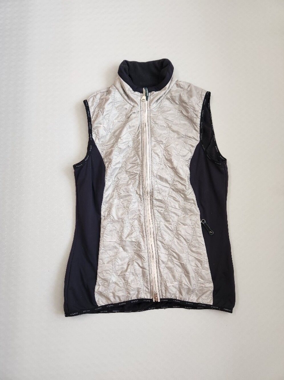 Chervo Sport Vest Women's S Silver Quilted Black Nylon Wind Ski Golf Athletic